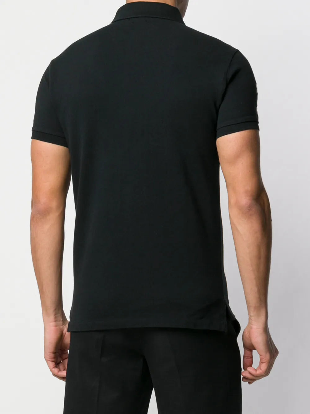 camisa polo bordada com logotipo