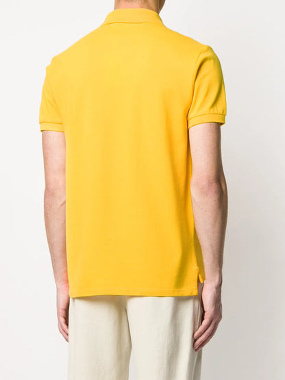 camisa polo com logotipo bordado