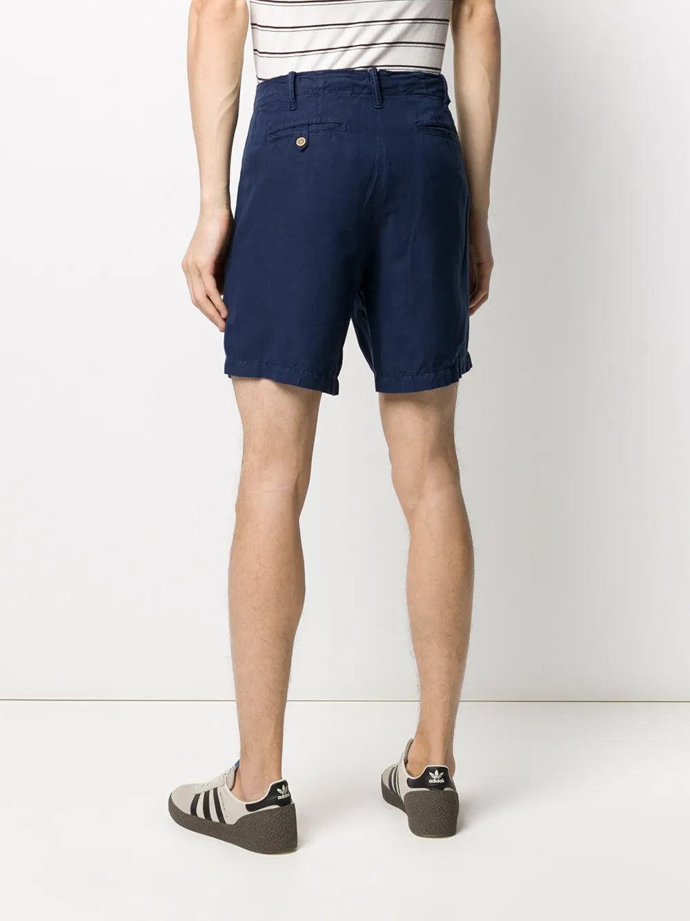 shorts chino ajustados