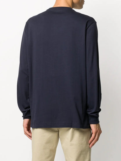 moletom com logotipo bordado