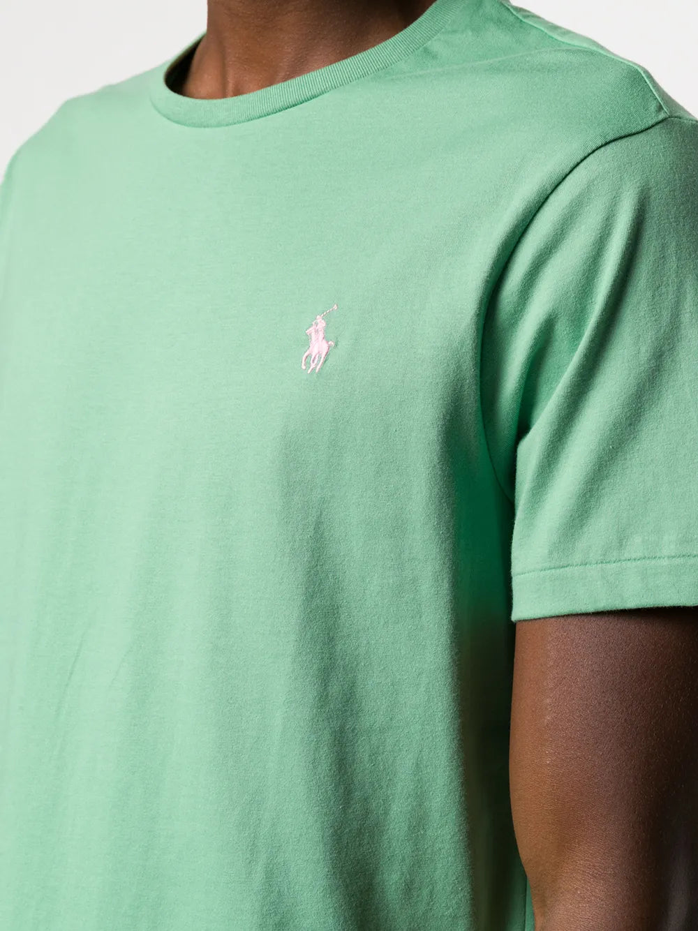 camiseta de algodão lisa