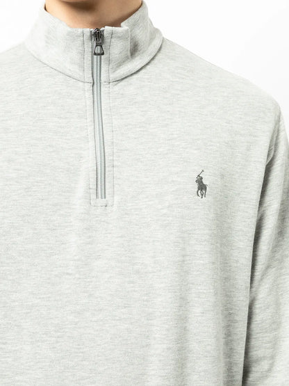 moletom com logotipo bordado