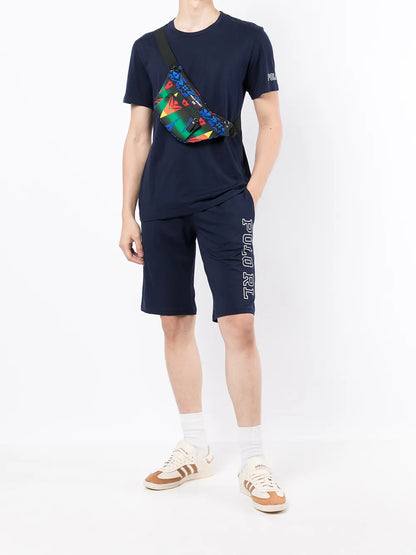 shorts esportivos com estampa de logotipo