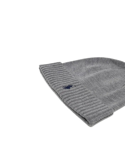 gorro canelado com logotipo bordado