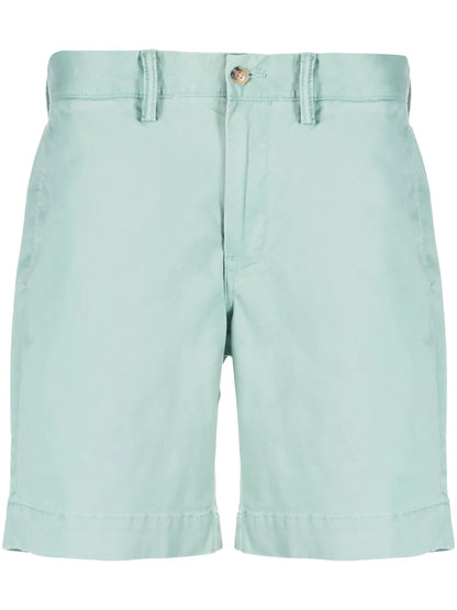 shorts chino com logotipo bordado