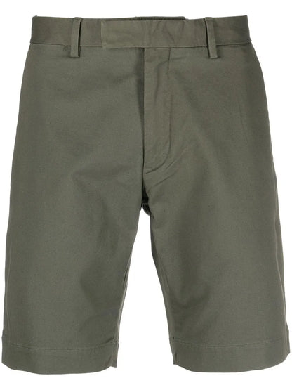 shorts chino com fecho descentralizado