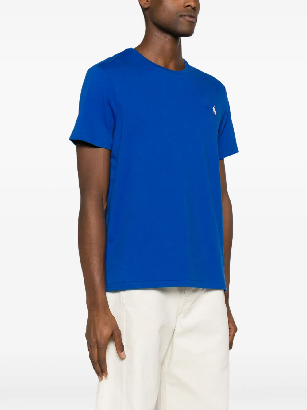 camiseta de algodão com logotipo bordado