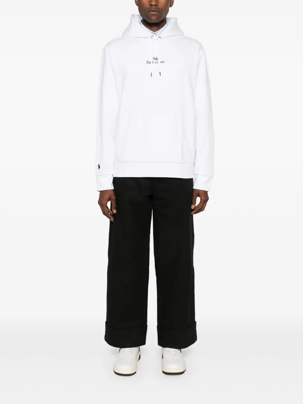 moletom com capuz bordado com logotipo