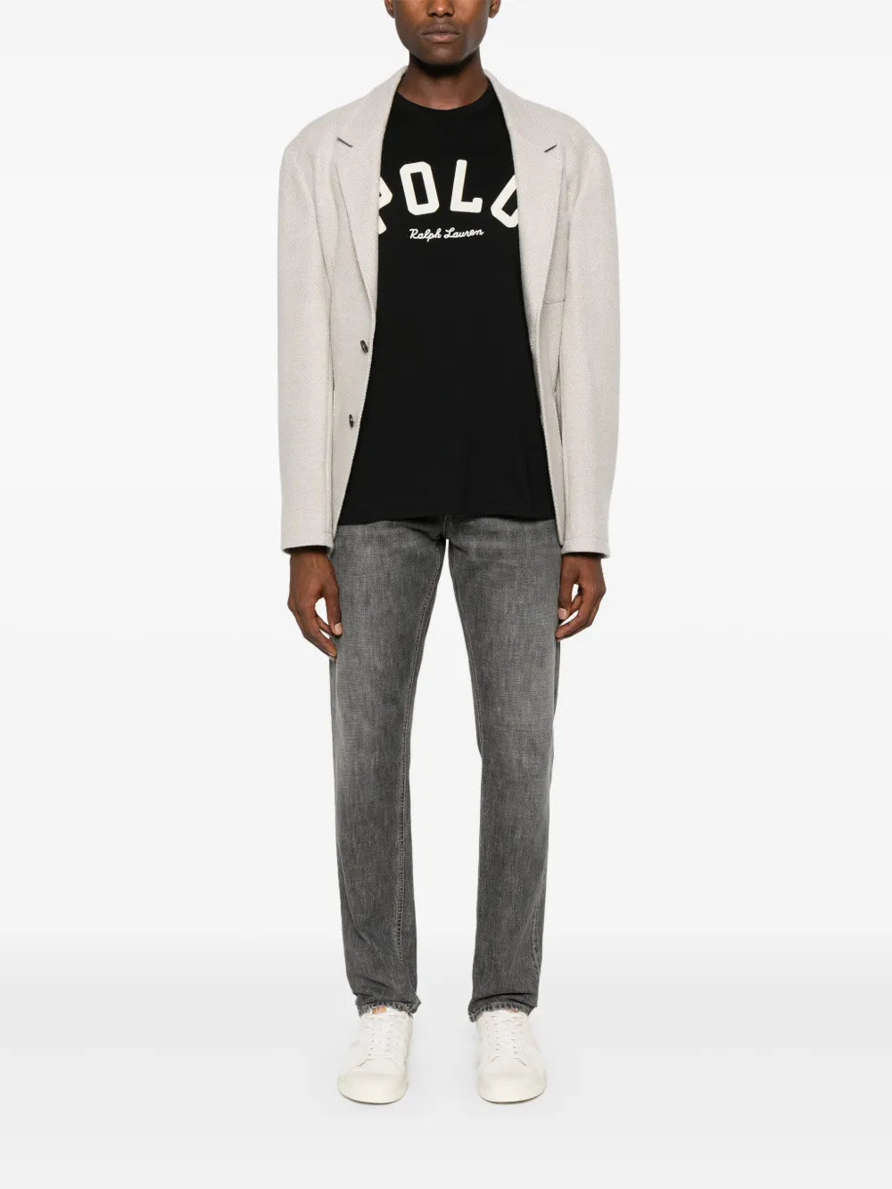 camiseta com aplique de logotipo