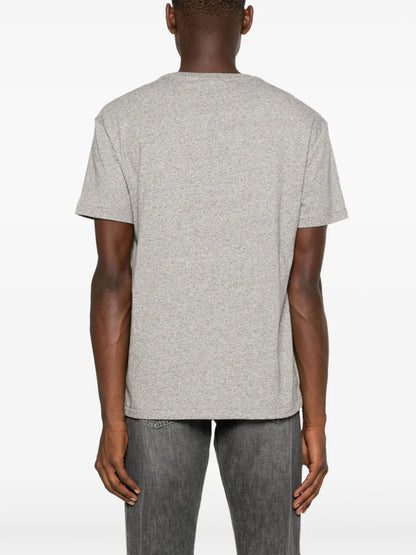 camiseta com aplique de logotipo