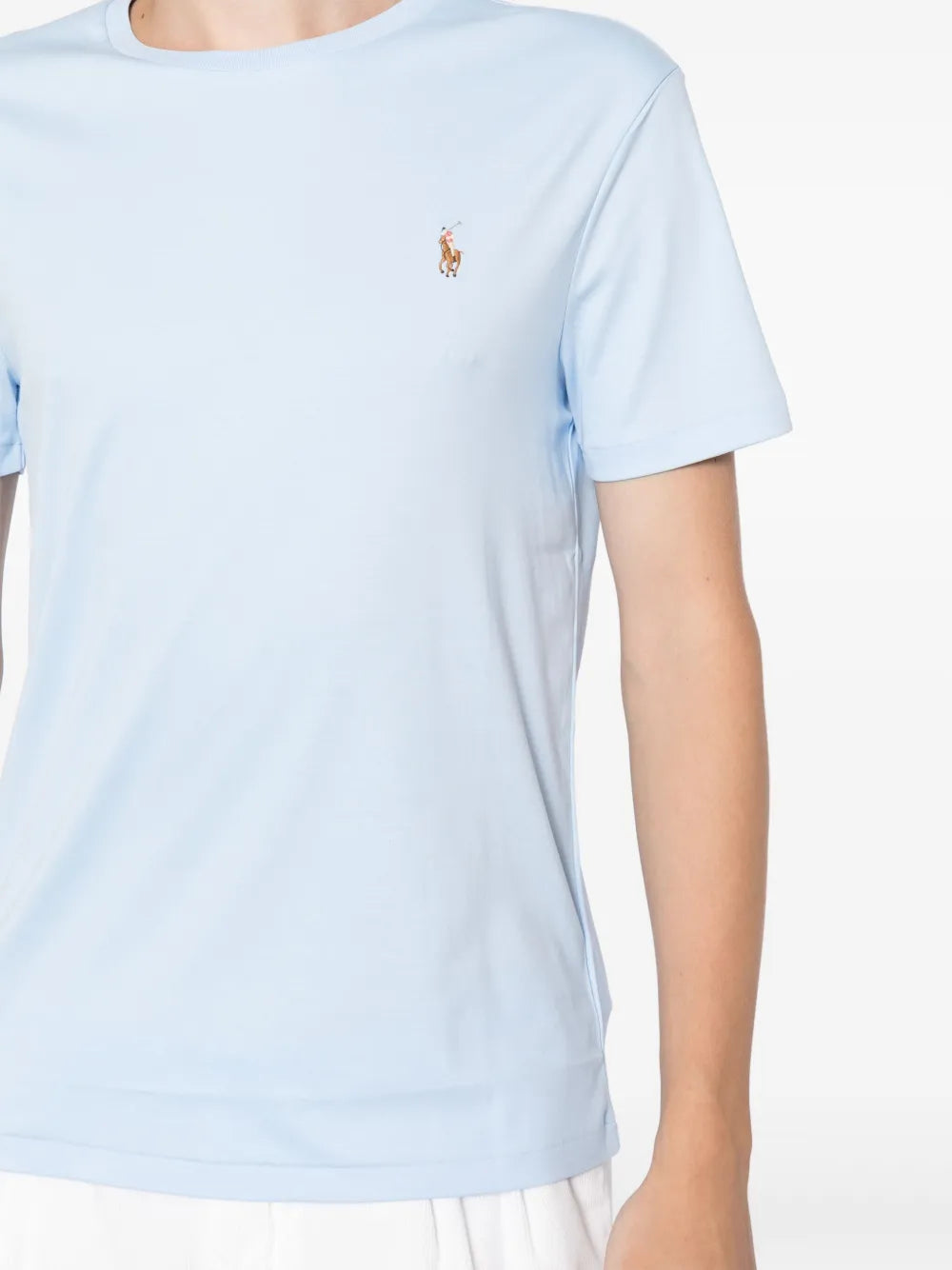 camiseta slim fit clássica