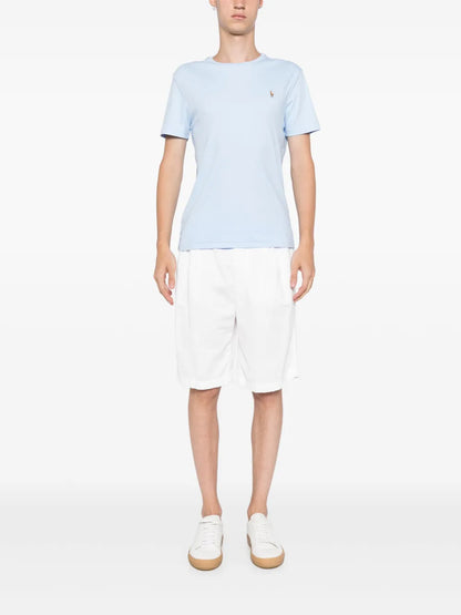 camiseta slim fit clássica