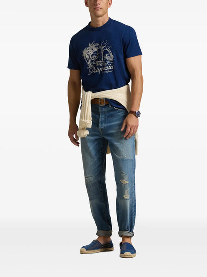 camiseta com estampa gráfica