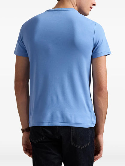 camiseta com logotipo