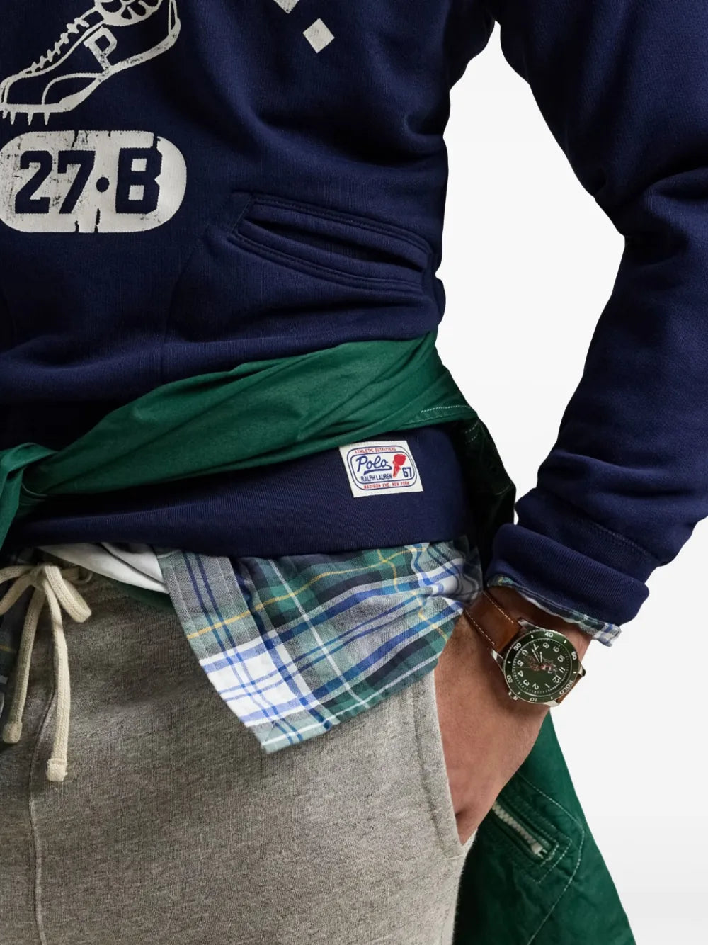 camisa polo com estampa de logotipo