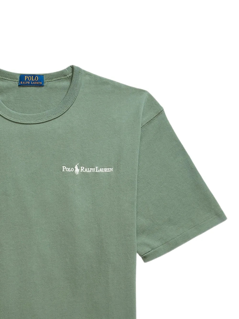 camiseta com logotipo bordado