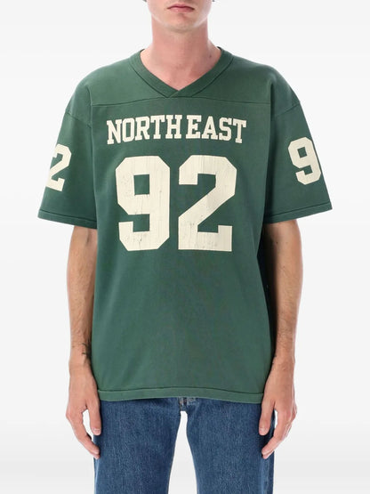 camiseta de manga curta com estampa de logotipo