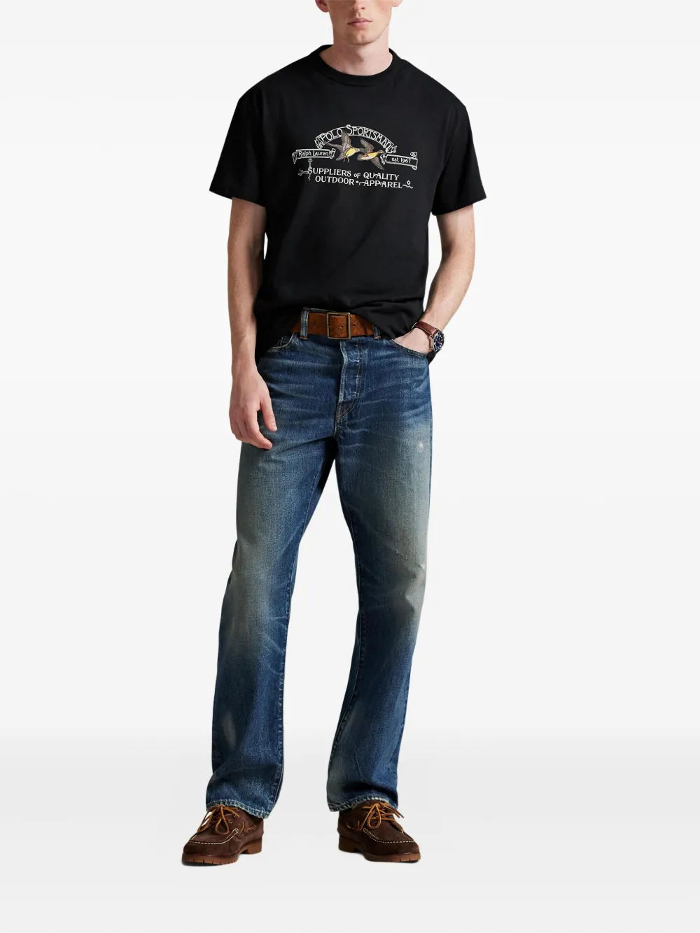 camiseta com estampa gráfica