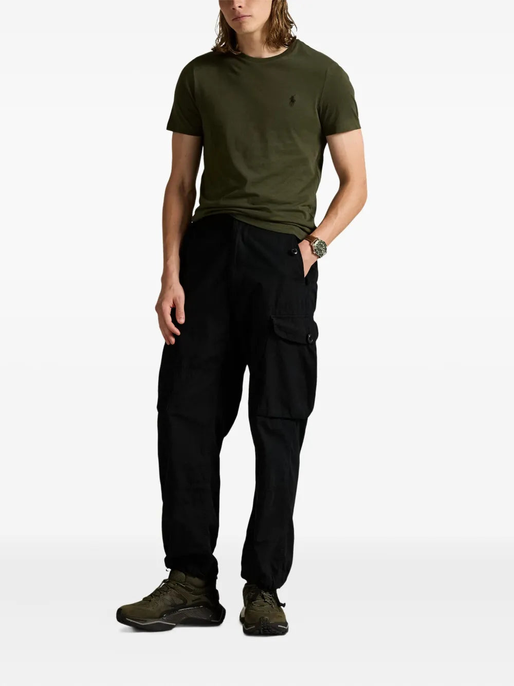 Camiseta bordada com o logotipo da Lauren